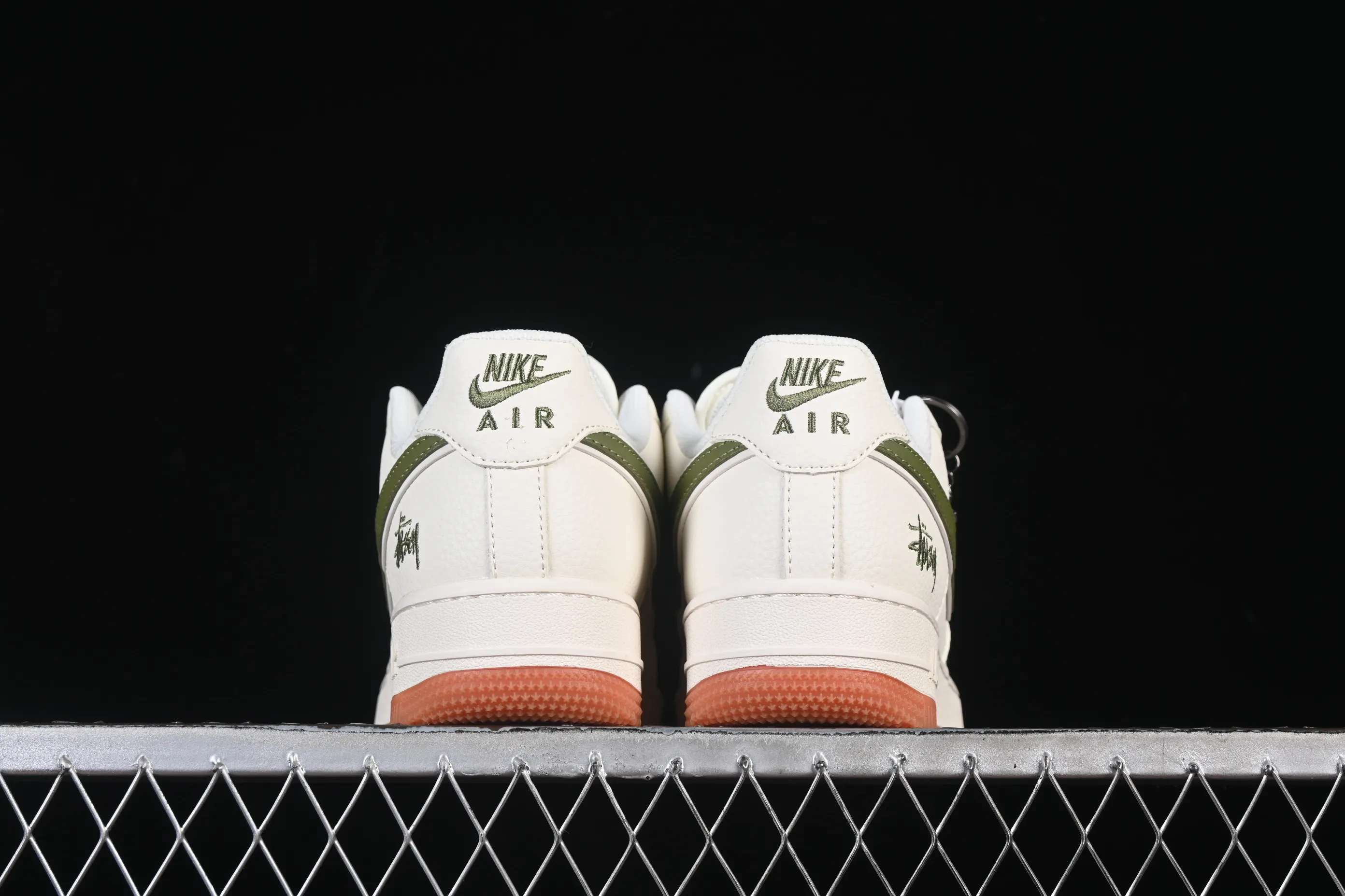 All categories Nk Air Force 1 Air Force series Nk Air Force 1 Low Air Force low-top Nike Air Force 1'07 Low Stusi co-branded grass green rubber sole Air Force 1 low-top casual sneakers XX3168-127